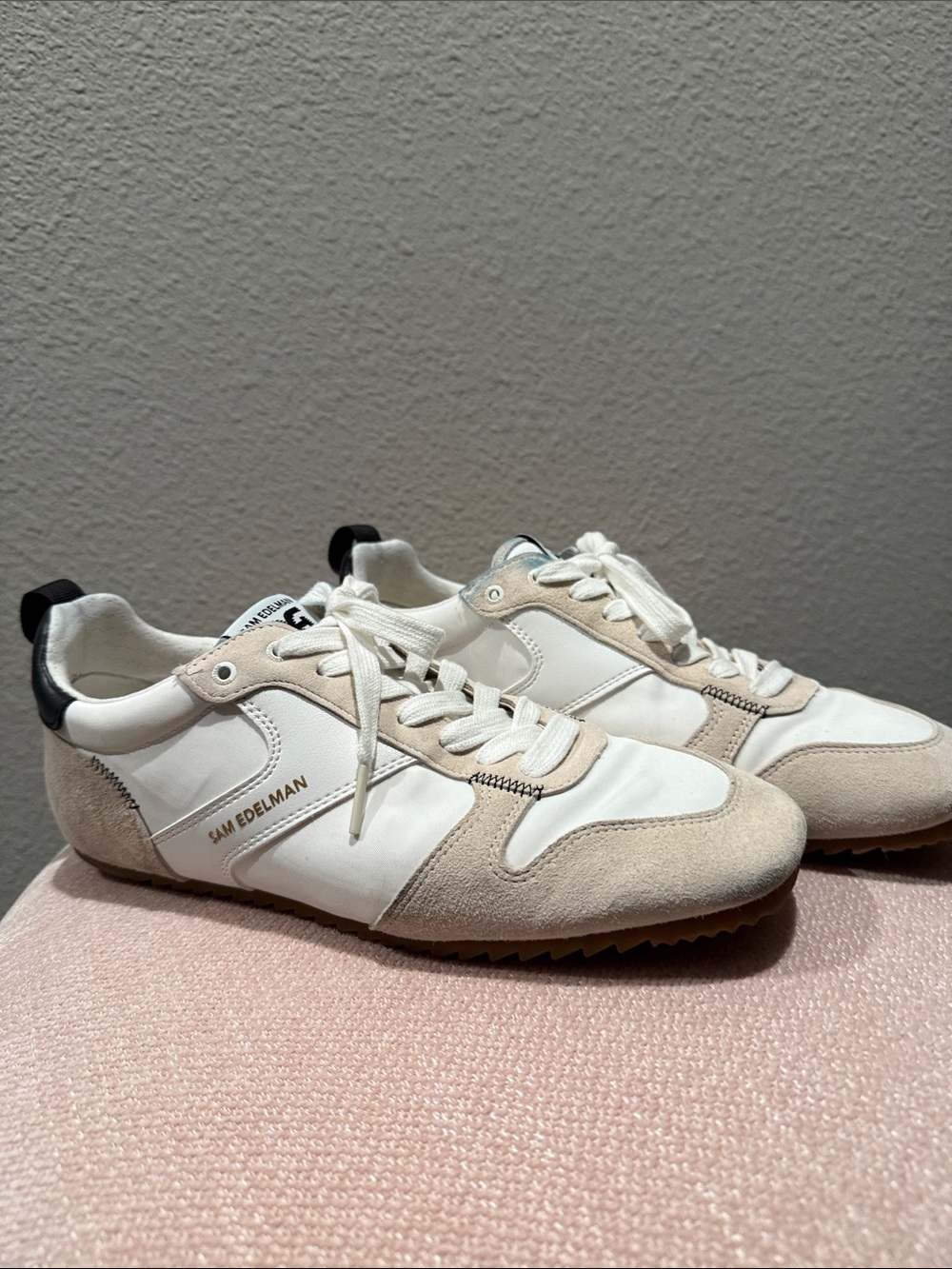Sam Edelman Men’s White and Beige Low-Profile Sneakers